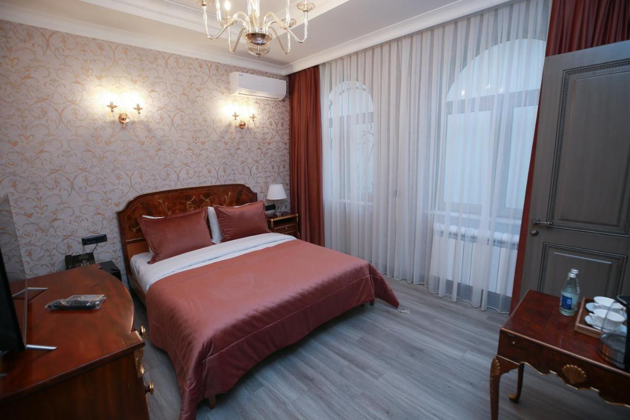West Inn Hotel & Restaurant Nz バクー エクステリア 写真