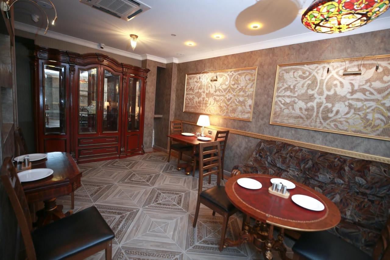 West Inn Hotel & Restaurant Nz バクー エクステリア 写真